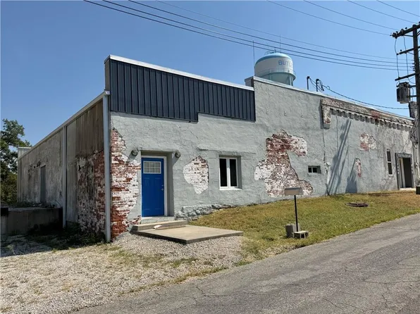 207 N Lyon St, Butler, MO 64730