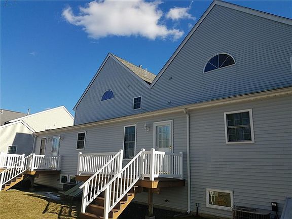 4th image of 277 Cheshire Dr