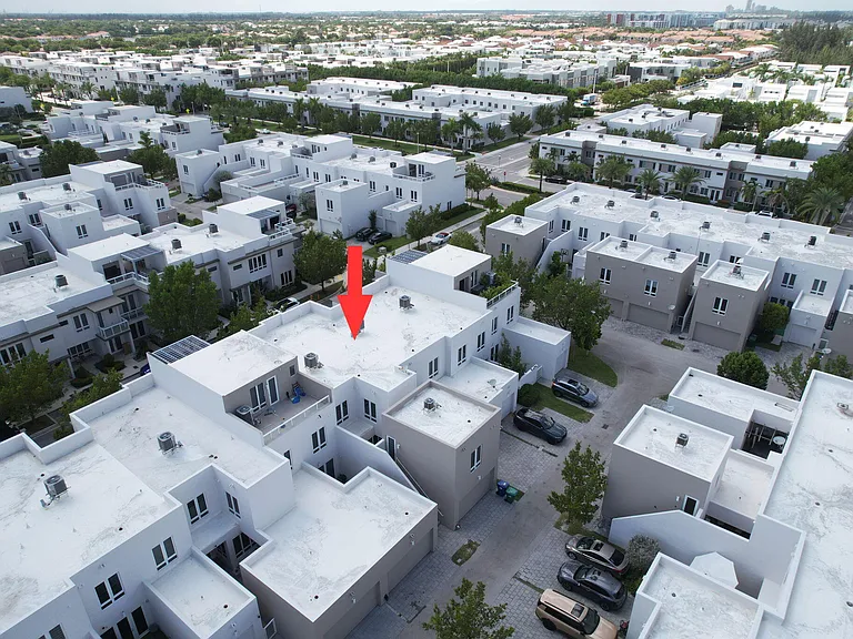 6461 NW 103rd Psge — Photo 64