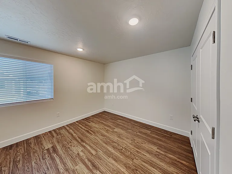 6744 N Silver Creek Dr — Photo 17