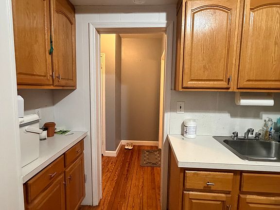 2nd image of 221 Stone Ave #2