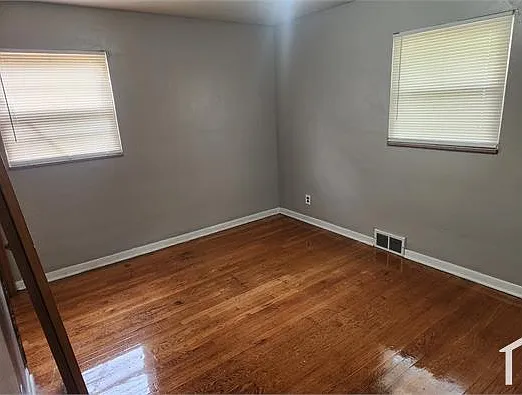 9979 Northampton Dr — Photo 5