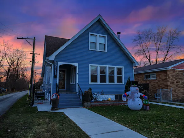 40 E 151st St, Harvey, IL 60426