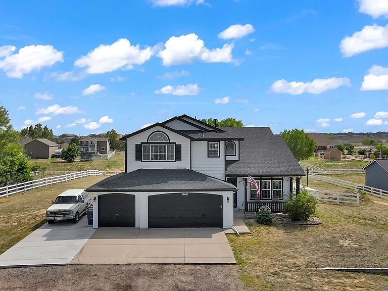 16631 Tree Haven St — Photo 1