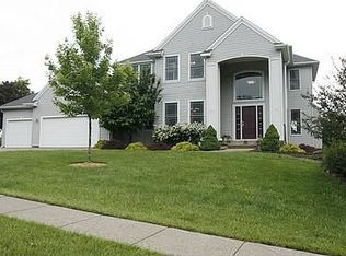 1045 Mesquite Dr, Coralville, IA 52241