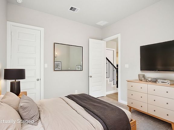 29-web-or-mls-Houston - Kemah Crossing - 582 Morning Tide Ln, Kemah, TX 77565 - 022 virtually s