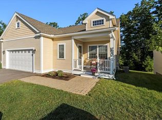 19 Dunstable Cir, Merrimack, NH 03054