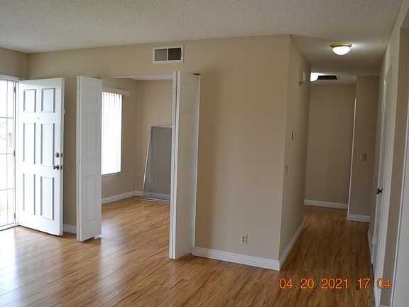 4th image of 1706 Fern Hollow Dr