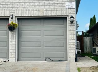 1120 Leslie Dr, Innisfil, ON L9S 1T9