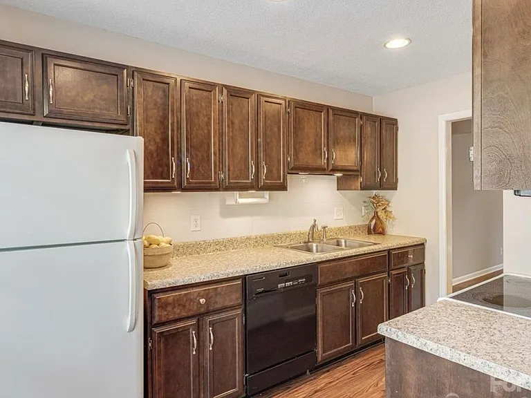 314 Old Hendersonville Hwy — Photo 11