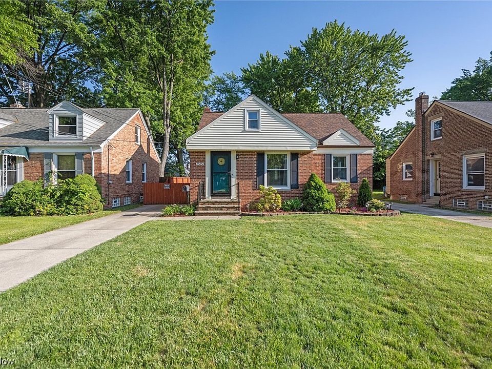 1st image of 25850 Forestview Ave