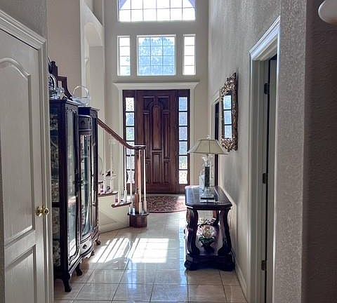 2nd image of 223 N Oak