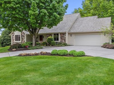 2915 Brendon WAY, Waukesha, WI, 53188