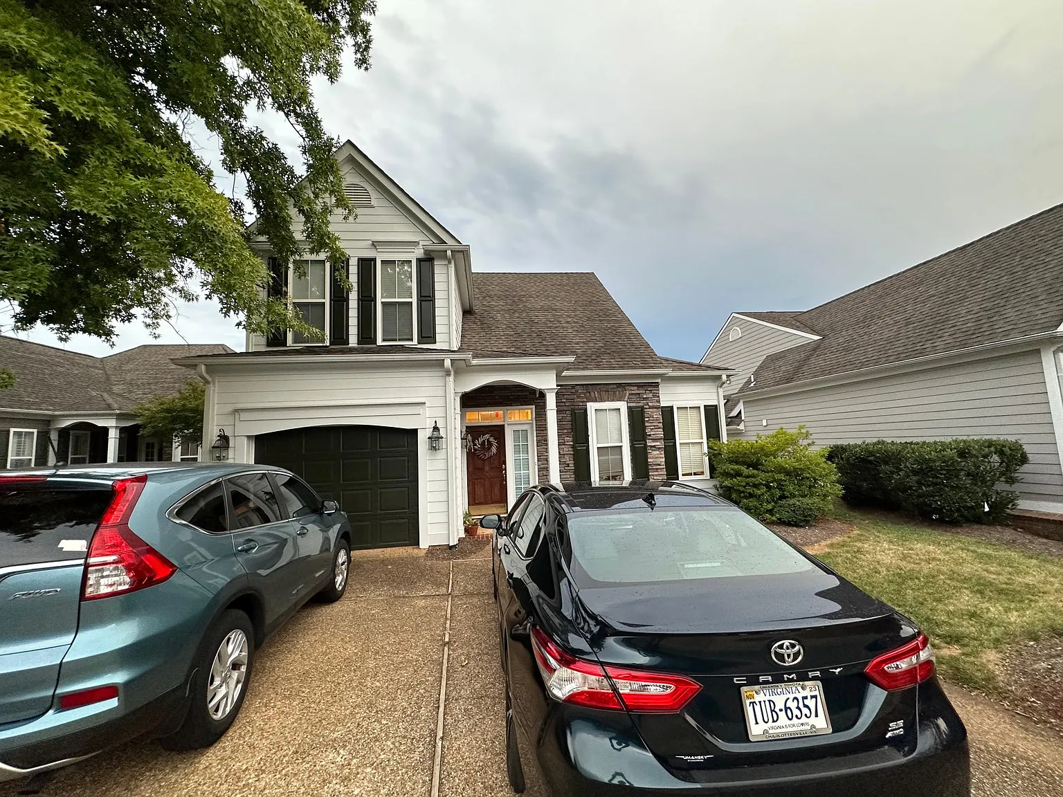 4 bed, 2.5 bath, 2037 sqft, $3,100 — Photo 3
