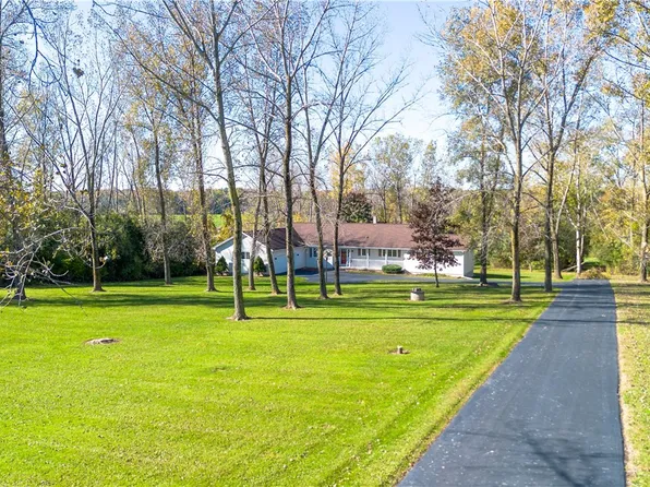 3110 Algerine St, Stanley, NY 14561