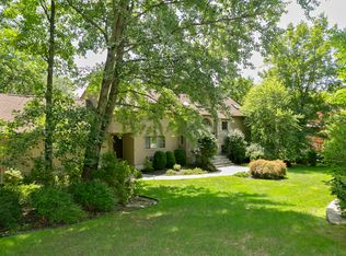 60 Chestnut Hill Ln, Briarcliff Manor, NY 10510