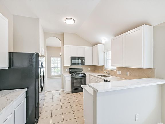 4th image of 8331 Loetsch Ridge Way