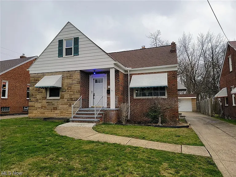 11919 Granger Rd — Photo 32