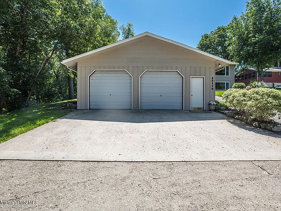 4th image of 42118 Bur Oak Hills Loop