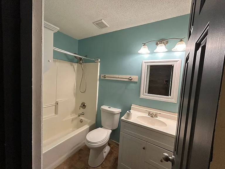 6823 Northknoll Cv — Photo 3
