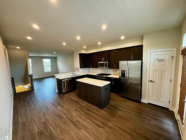 2626 Jetstream Rd — Photo 12