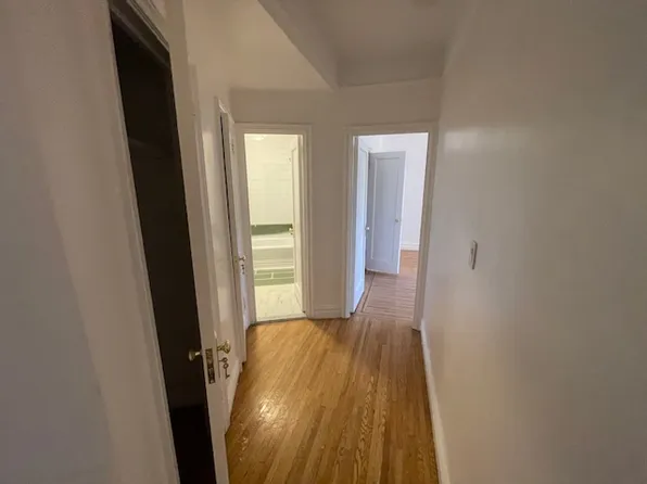 71 Ocean Parkway image 6 of 9