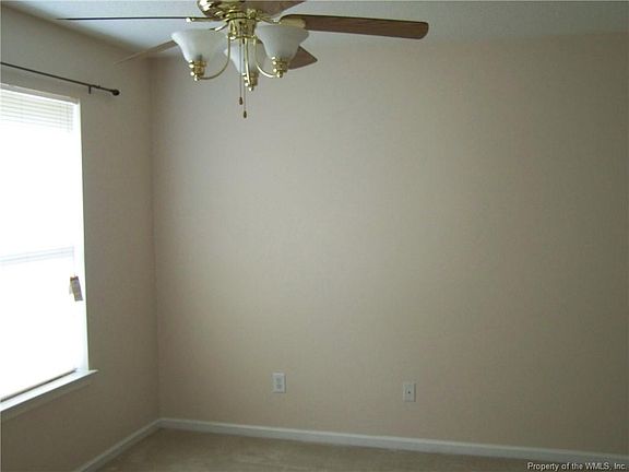 5th image of 2004 Westgate Cir