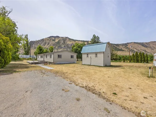 27 Buckingham Alley, Brewster, WA 98812