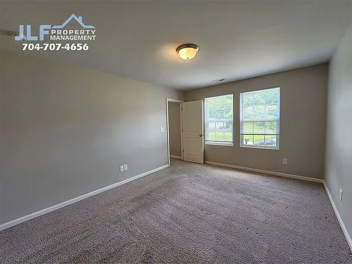 1127 Oswald T Dr — Photo 10