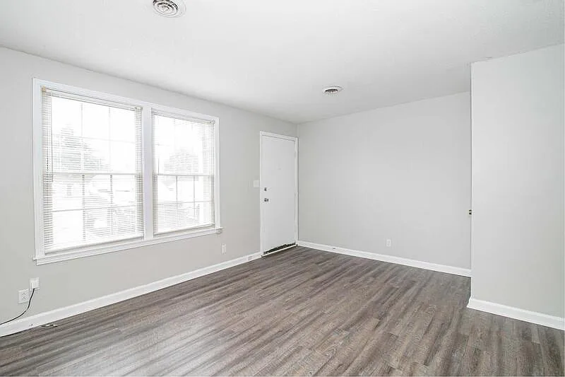 Golfview Place Townhomes — Photo 3