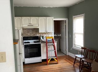 7 Hillside Ave, Everett, MA 02149