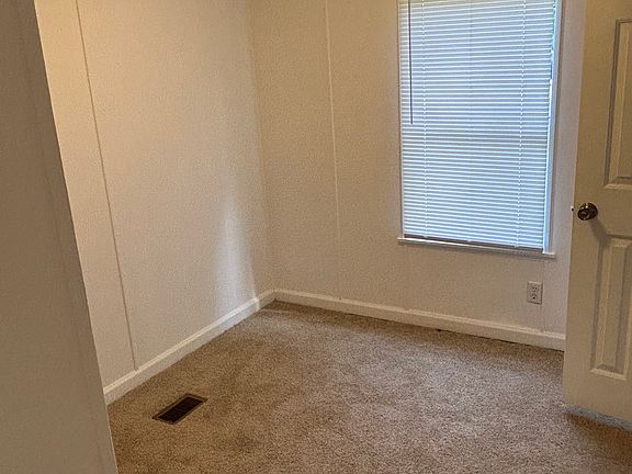 4th image of 118 Croatan Dr