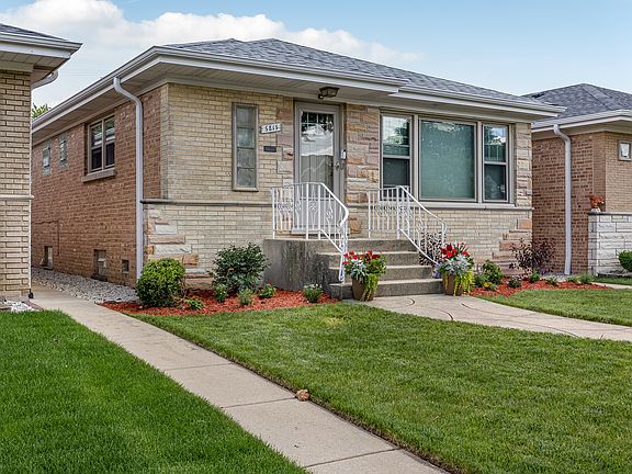 2nd image of 5815 N Oketo Ave