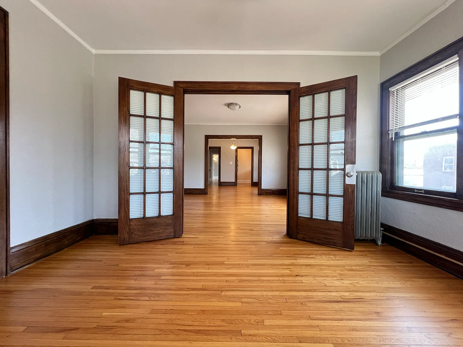 2 bed, 820 sqft, $1,745 — Photo 1