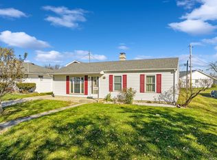 1615 Cinnamon Rd, Fort Wayne, IN 46825