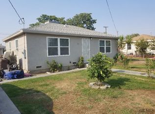 136 Acoma St, Bakersfield, CA 93307