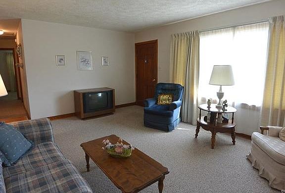 5th image of 4016 Wilmont Dr