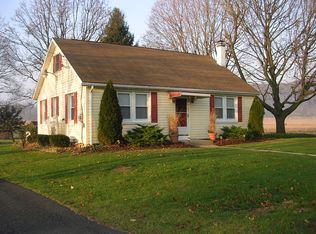 3782 Chestnut Hill Rd, Coopersburg, PA 18036