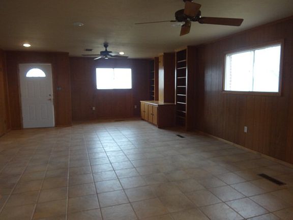 2nd image of 1400 N County Road 1110