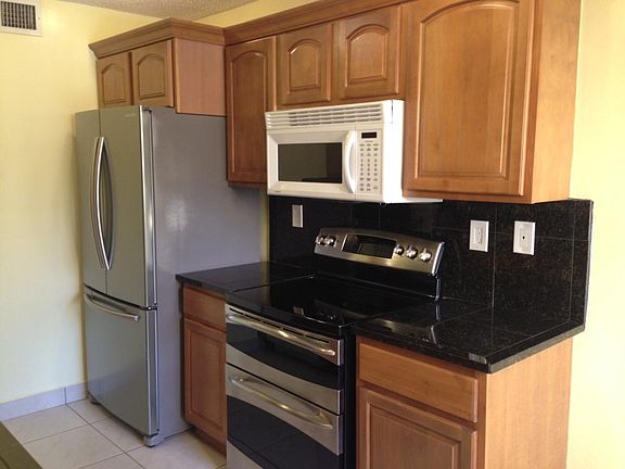 5th image of 9740 NW 48th Ter