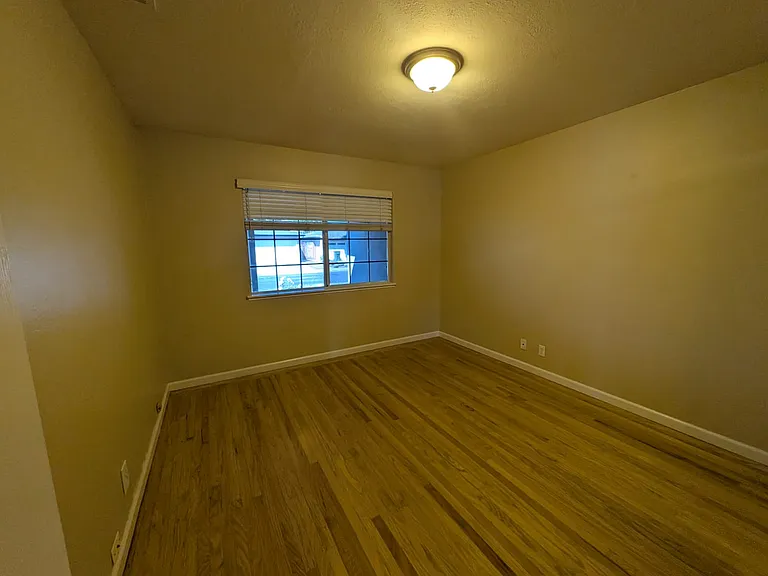 639 Azevedo Ct — Photo 9