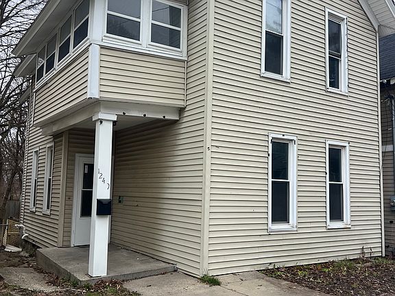 5th image of 1249 Lafayette Ave NE
