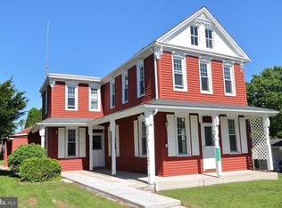 985 Maple St, Lititz, PA 17543