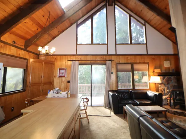 1991 Castlewood Ln, Arnold, CA 95223