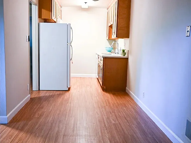 3275 Brookdale Dr #6 — Photo 9