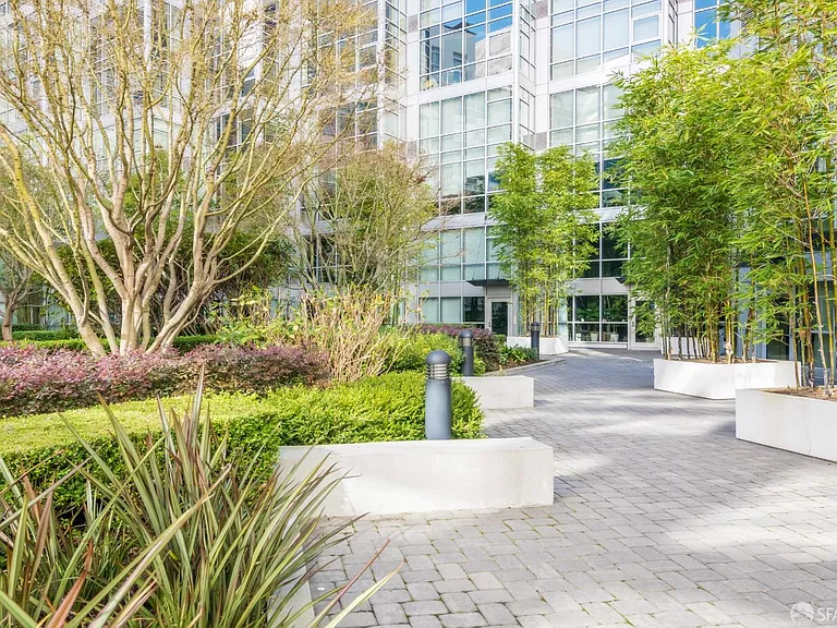200 Brannan St #405 — Photo 18