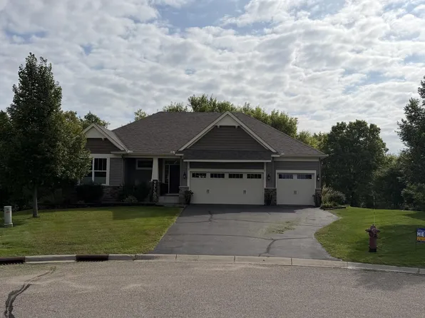 2225 Lake Cir, Victoria, MN 55386