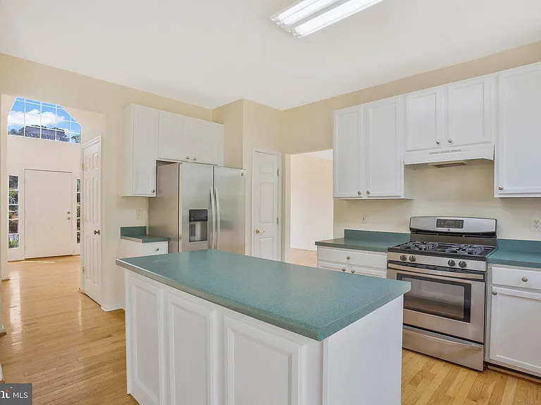 9112 Granite Ct — Photo 23
