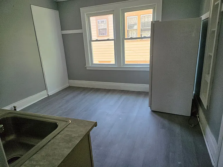 404 Six Westmoreland Ave #4 — Photo 5