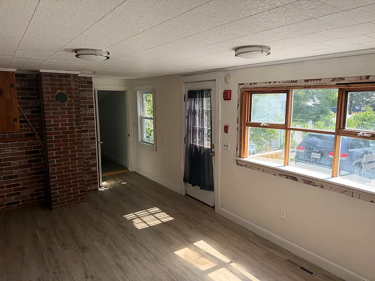 10 Elm St #2 — Photo 8